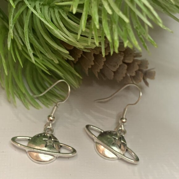 Planet Earring, Science Earring, Astronomy Earring, Star Earring, Gift Idea - Picture 9 of 9